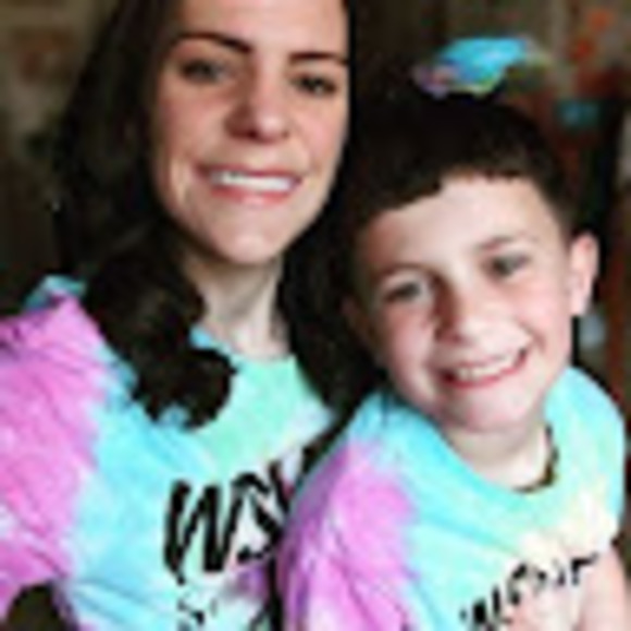 Meet your Posher, Katie - Picture 1 of 1